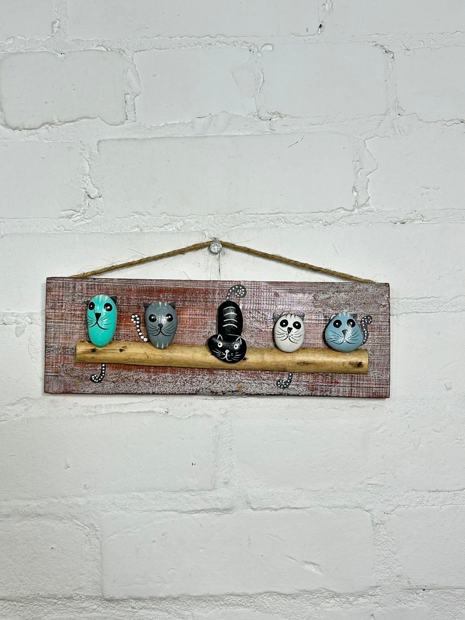 Fair Trade Handmade Wooden Pebble Cat Plaque