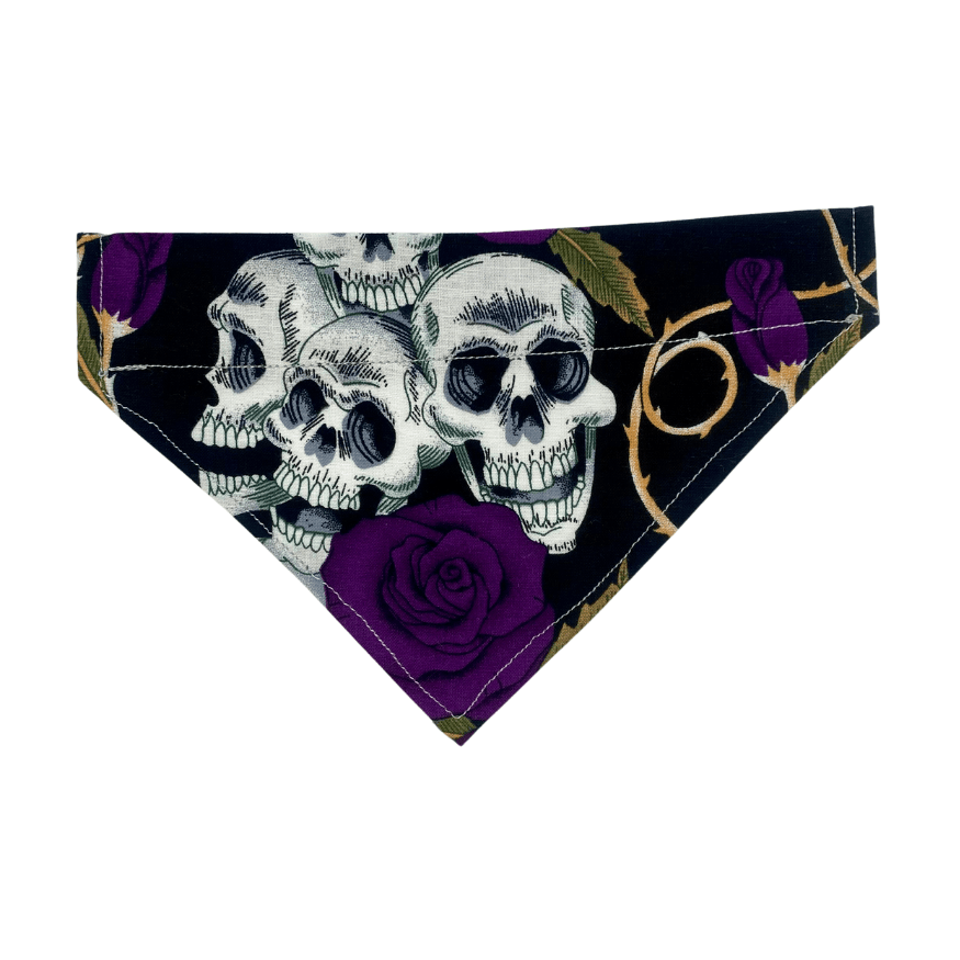 Handmade cotton over-the-collar bandana with gothic skulls and purple roses design for cats and dogs.