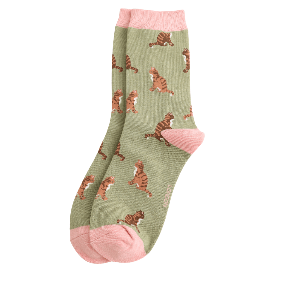 Miss Sparrow Tabby Cats bamboo socks in olive green displayed together with pink cuffs, heels and toes