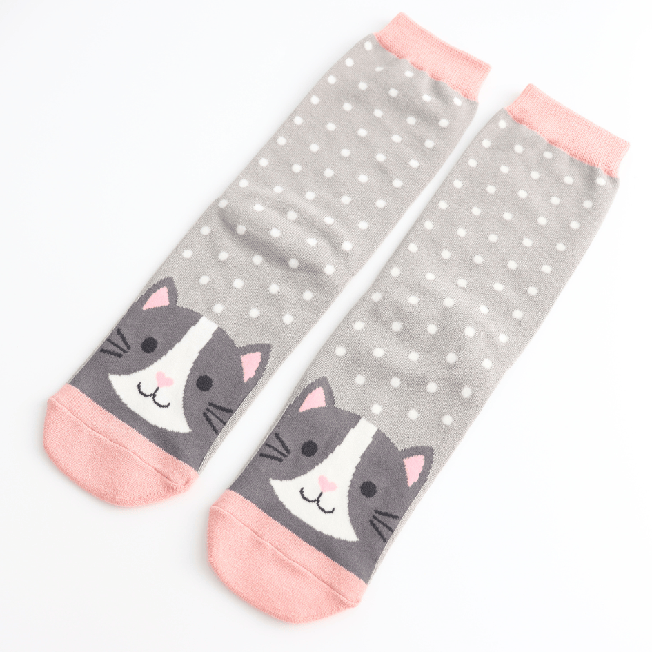 Miss Sparrow Ladies' Bamboo Cat Socks Cool Cat Light Grey pair displayed flat