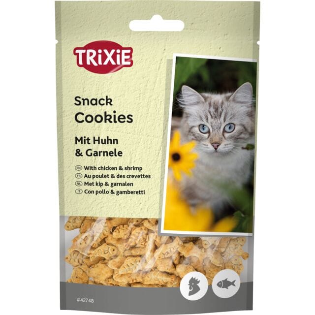 Trixie Chicken & Prawn Fishy Cookies cat treats in a 50g resealable pouch.
