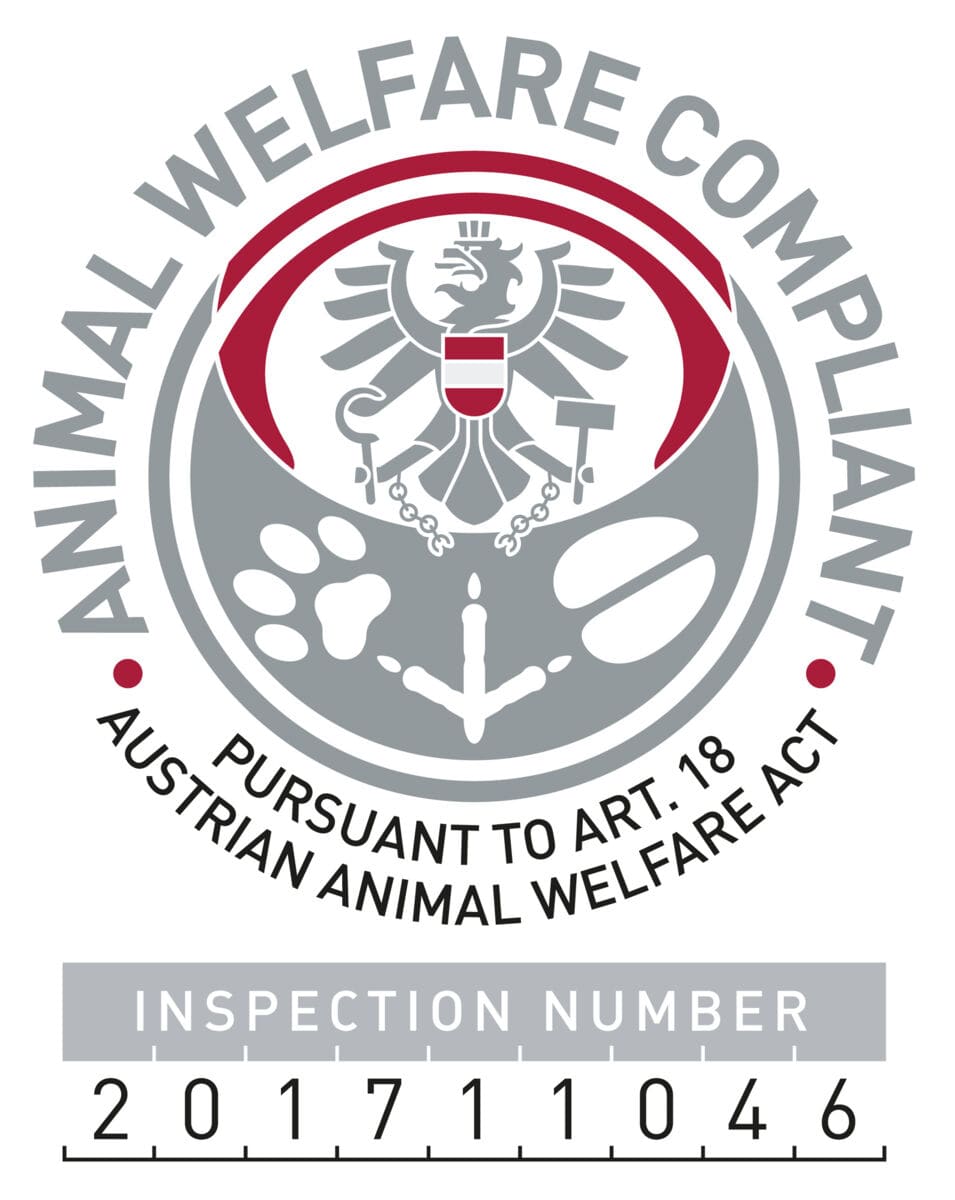Logo for animal welfare compliance with an inspection number for the Trixie Fun Board interactive puzzle feeder